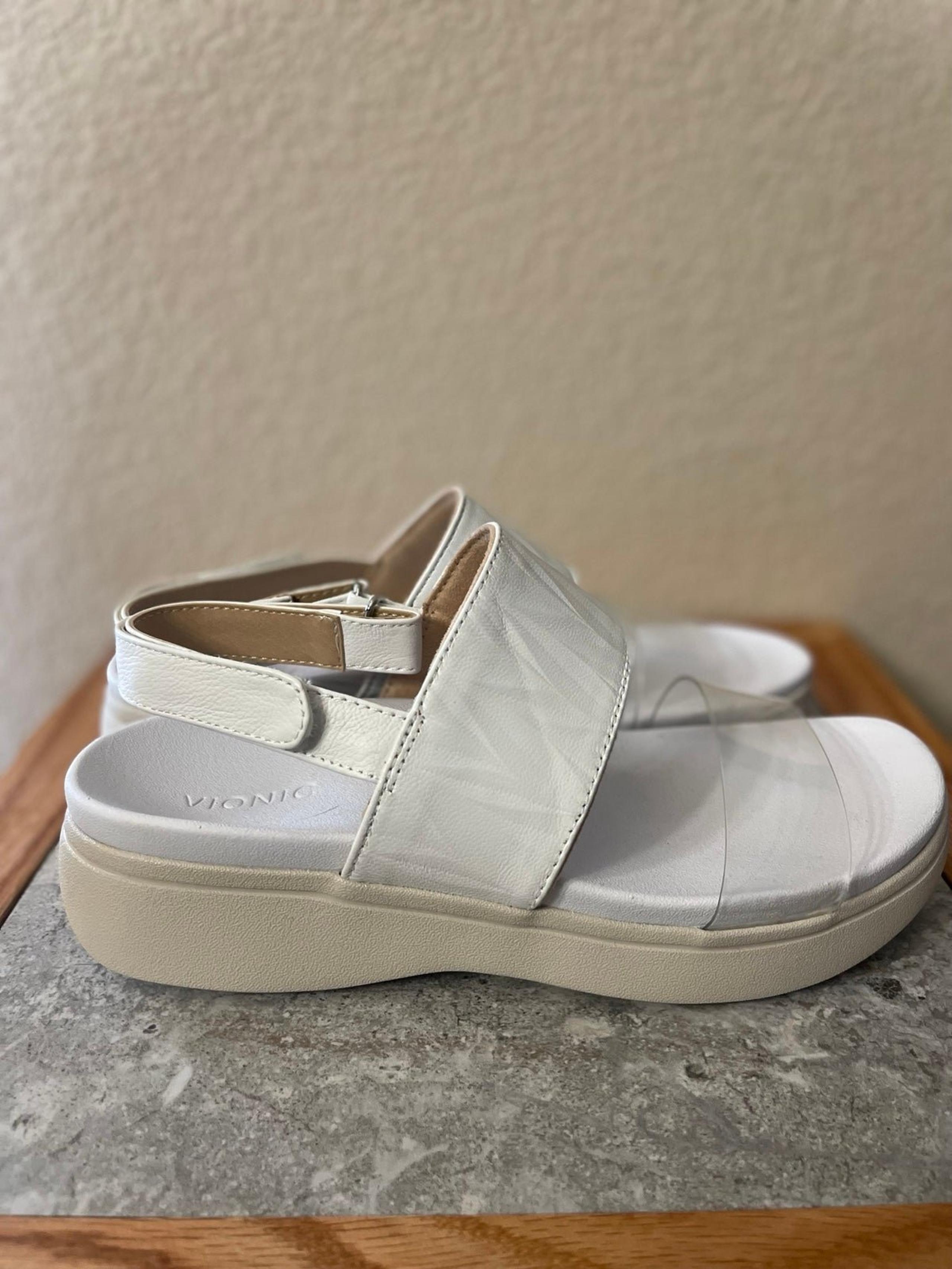 Sz 9.5 Vionic Karleen Women's Ankle Strap Comfort Wedge Sandal