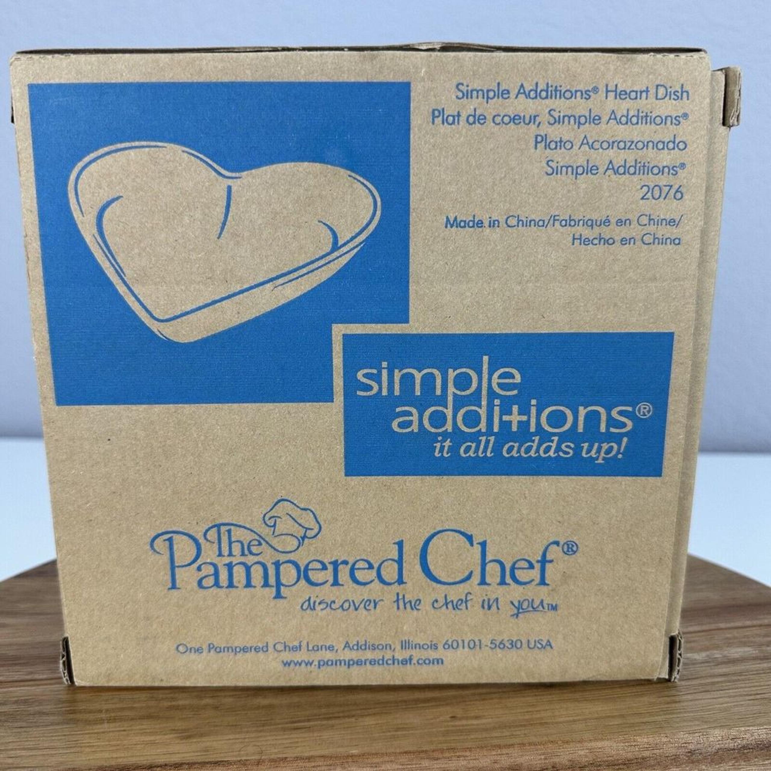 The Pampered Chef Simple Additions Heart Dish 2076 New In Box GIFT CLEAN LOVE