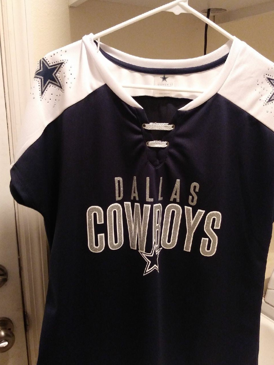 Womans Nike cowboys lg @ matching shoes