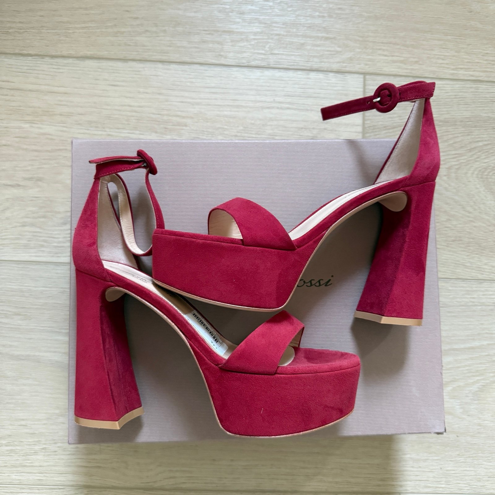 NIB Gianvito Rossi Holly 120mm red suede sandals size 6.5 37