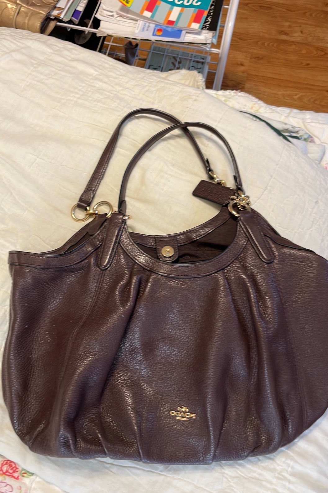 Couch leather handbag