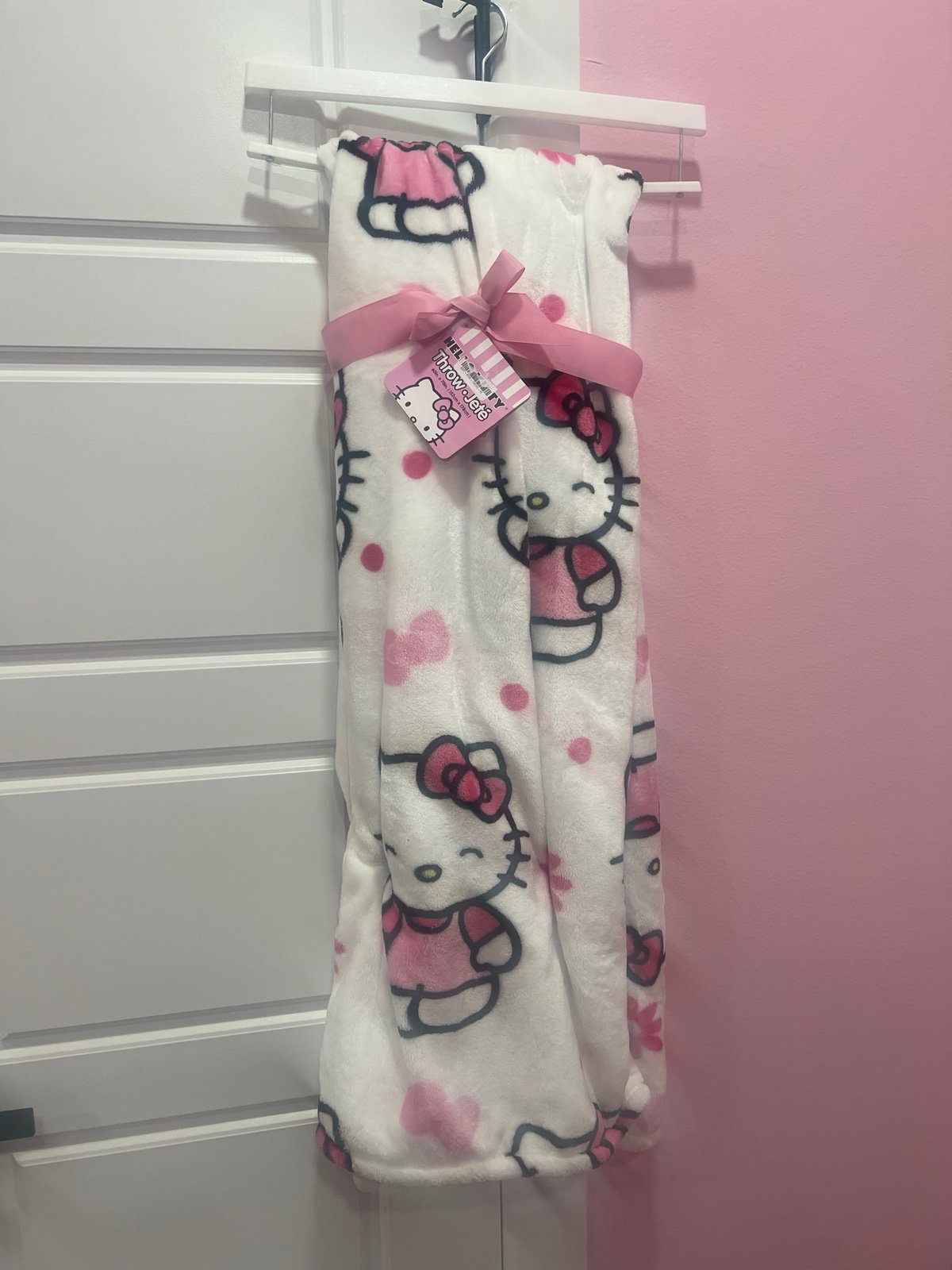 Hello Kitty Throw blanket DAISY