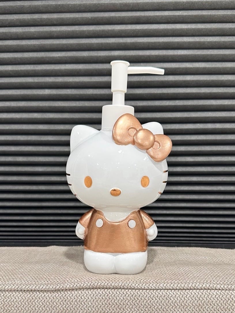 Hello Kitty White with Rose Gold Soap Dispenser
