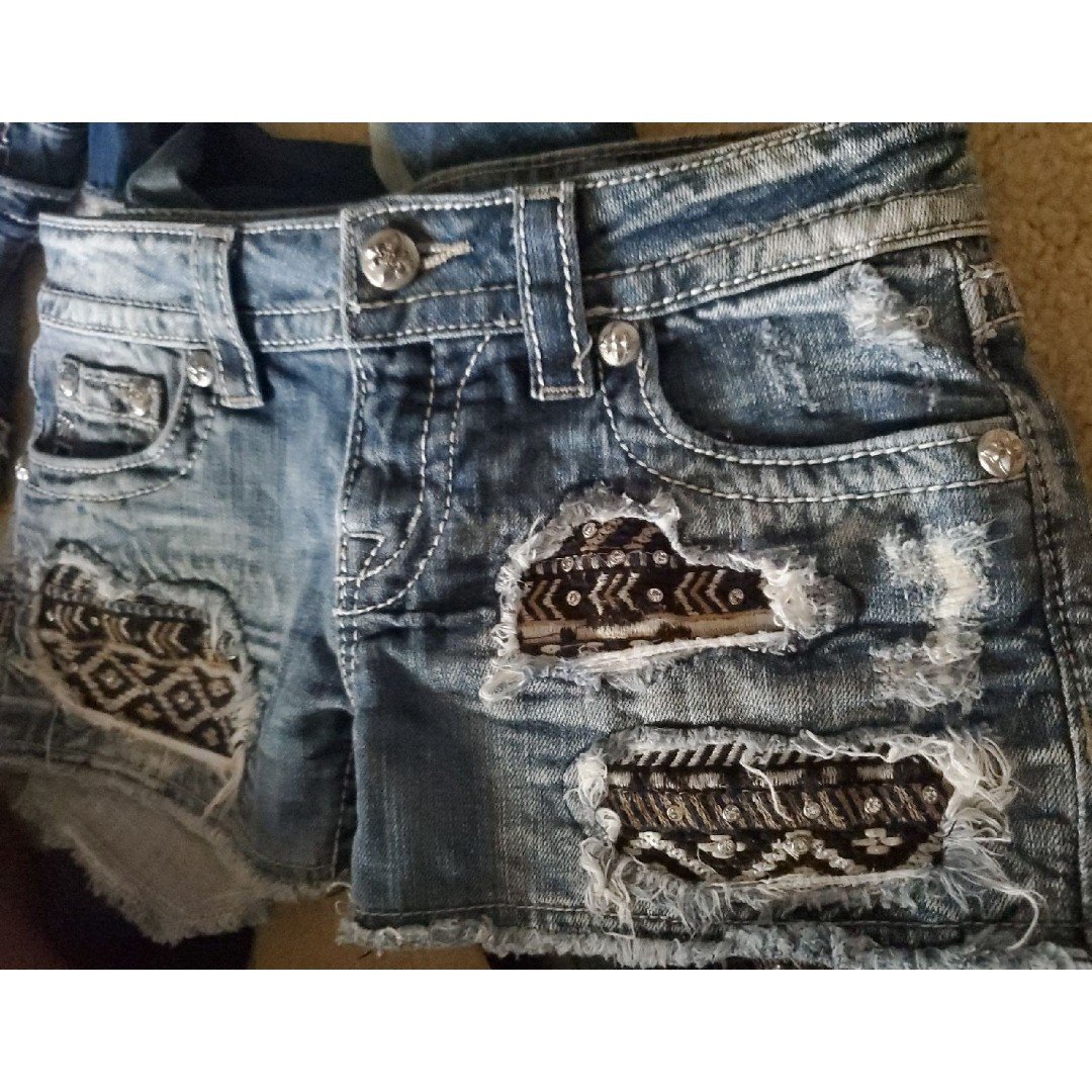 Miss me women's jean shorts size 26 signature denim blue gems jewels