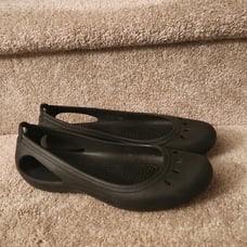 Crocs Women's Kadee Black Ballet Flats Size 8