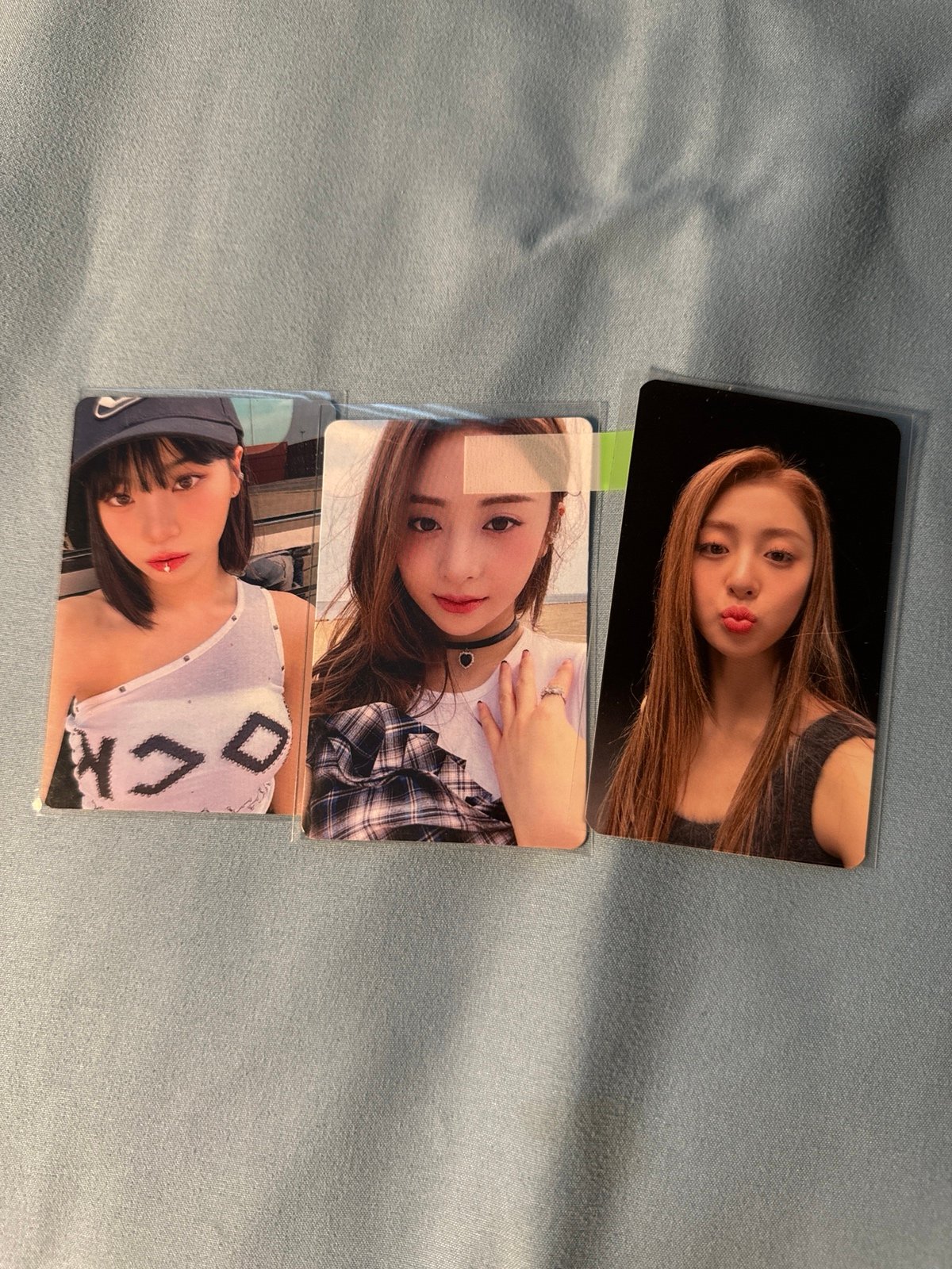 Le Sserafim Yunjin Chaewon photocard