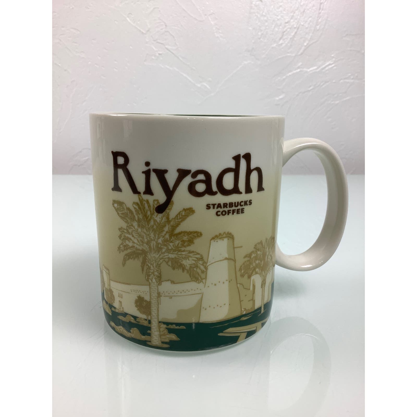 Starbucks coffee Riyadh Icon Series Coffee Mug cup 16 oz EUC
