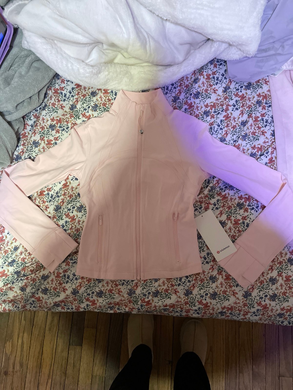 RARE SOLD OUT Define jacket strawberry milkshake