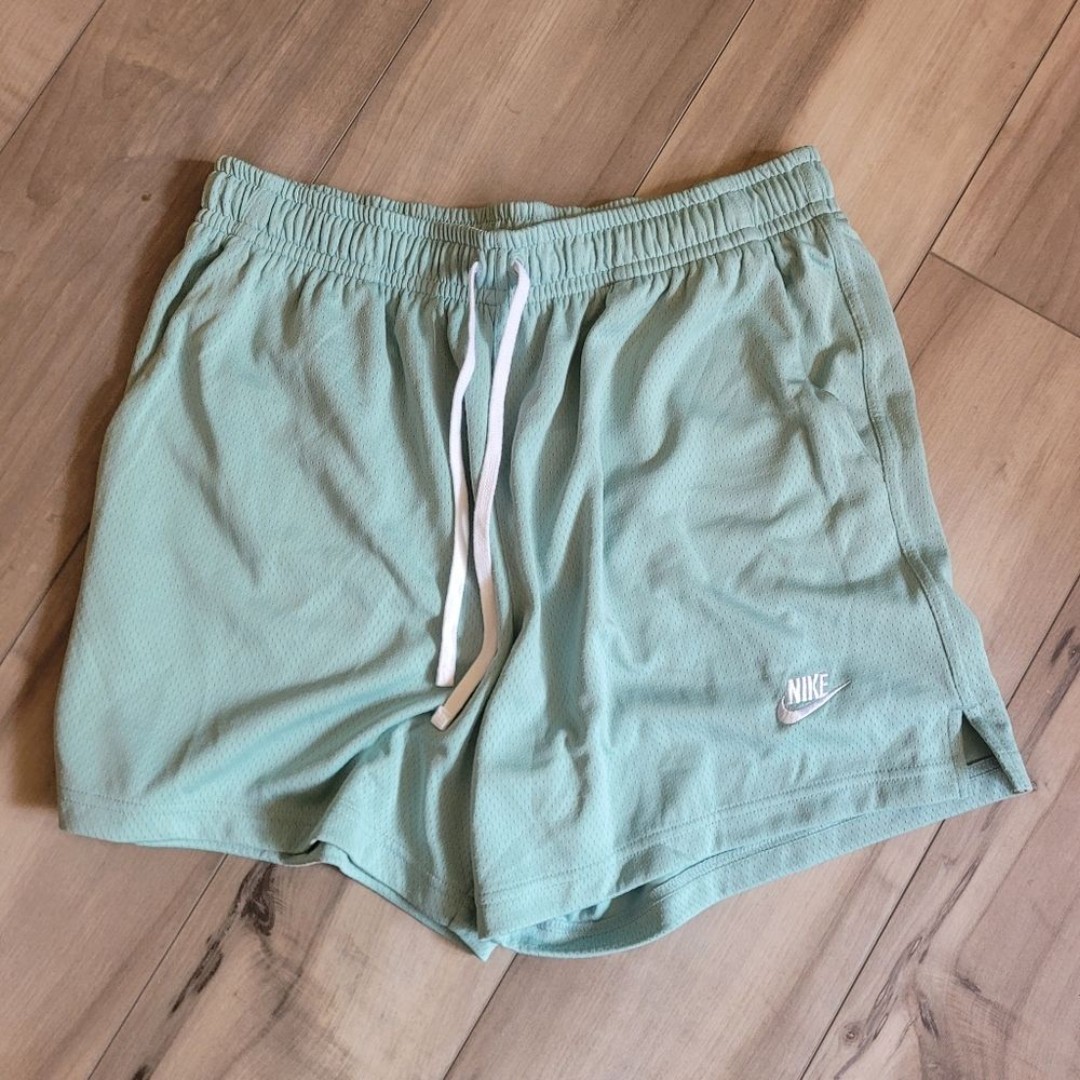 Nike Men's Standard Fit Shorts