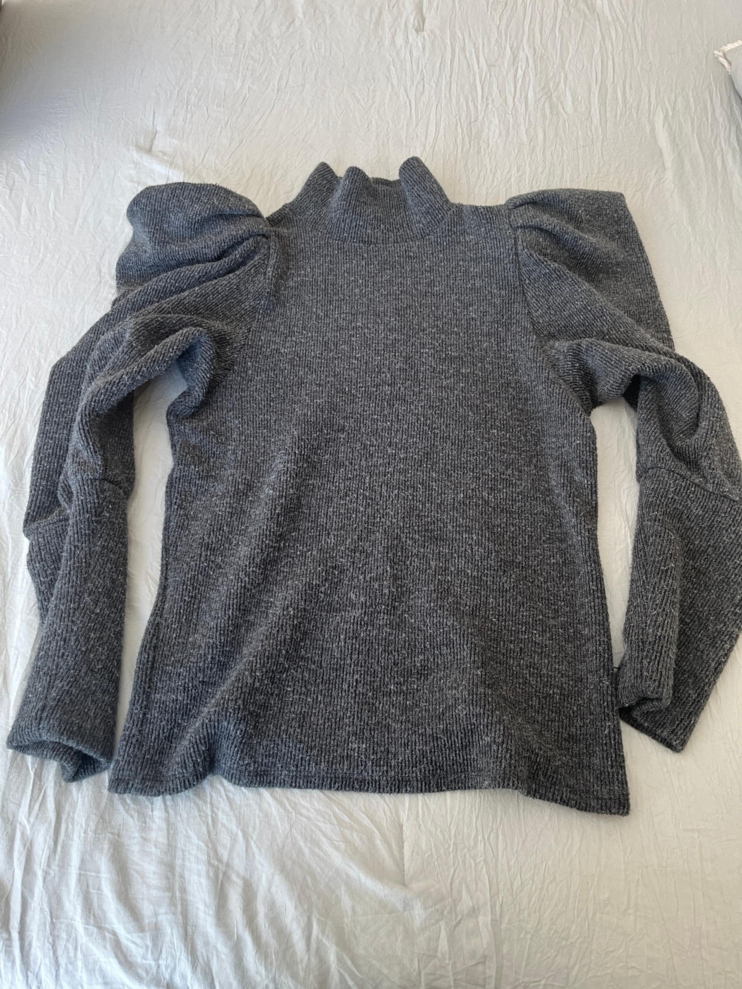 Women’s Mock Neck Sweater