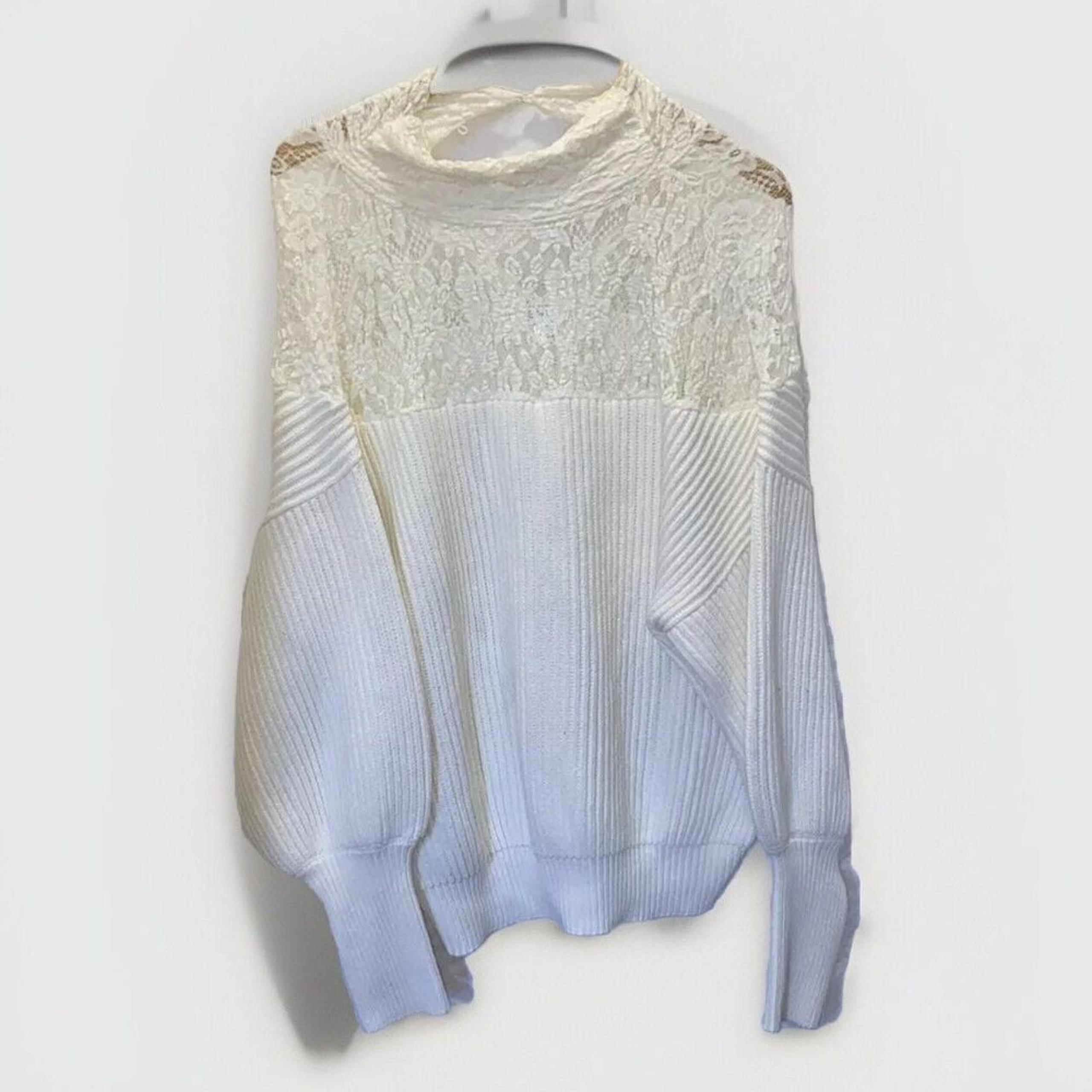 Venus Women's Large Accent Laced Collar Creamy White Cable Knit Sweater.