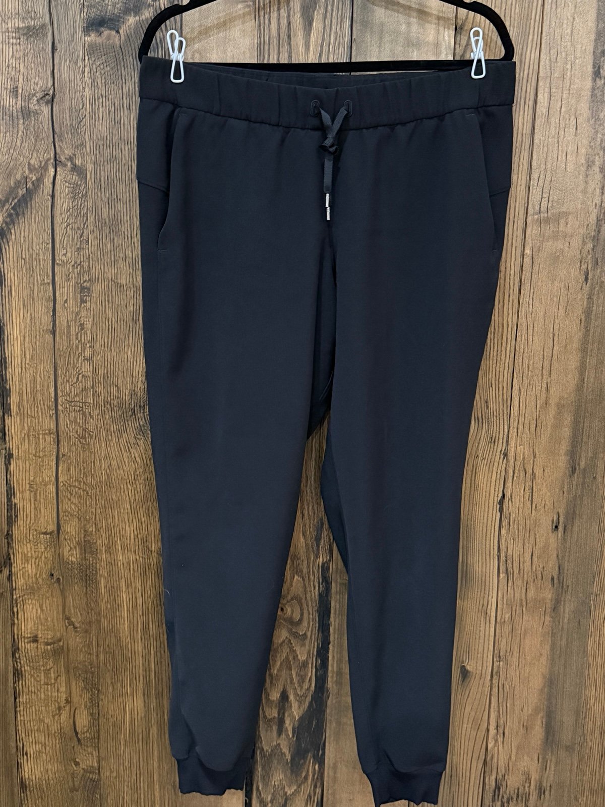Lululemon On The Fly Joggers Black - Size 10