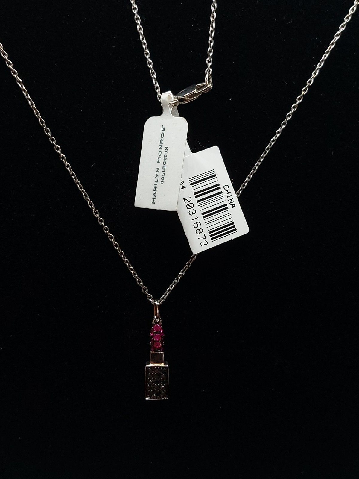 ZALES MARILYN MONROE COLLEGTION LIPSTICK NECKLACE