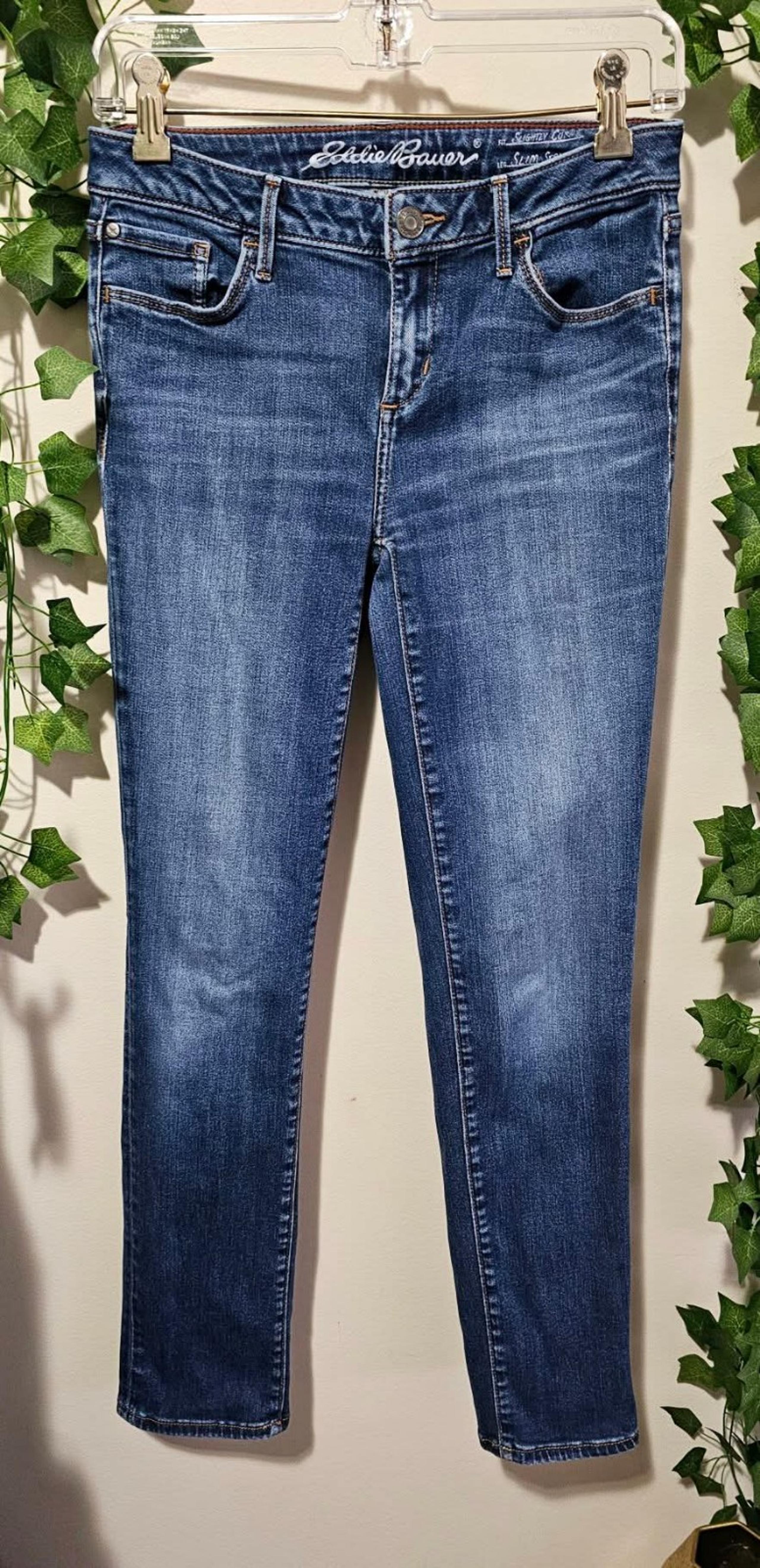 Sz 4 • Jeans - Eddie Bauer
