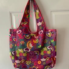 The Children’s Place 1989 Retro Psychadelic Rainbow, Heart tote bag