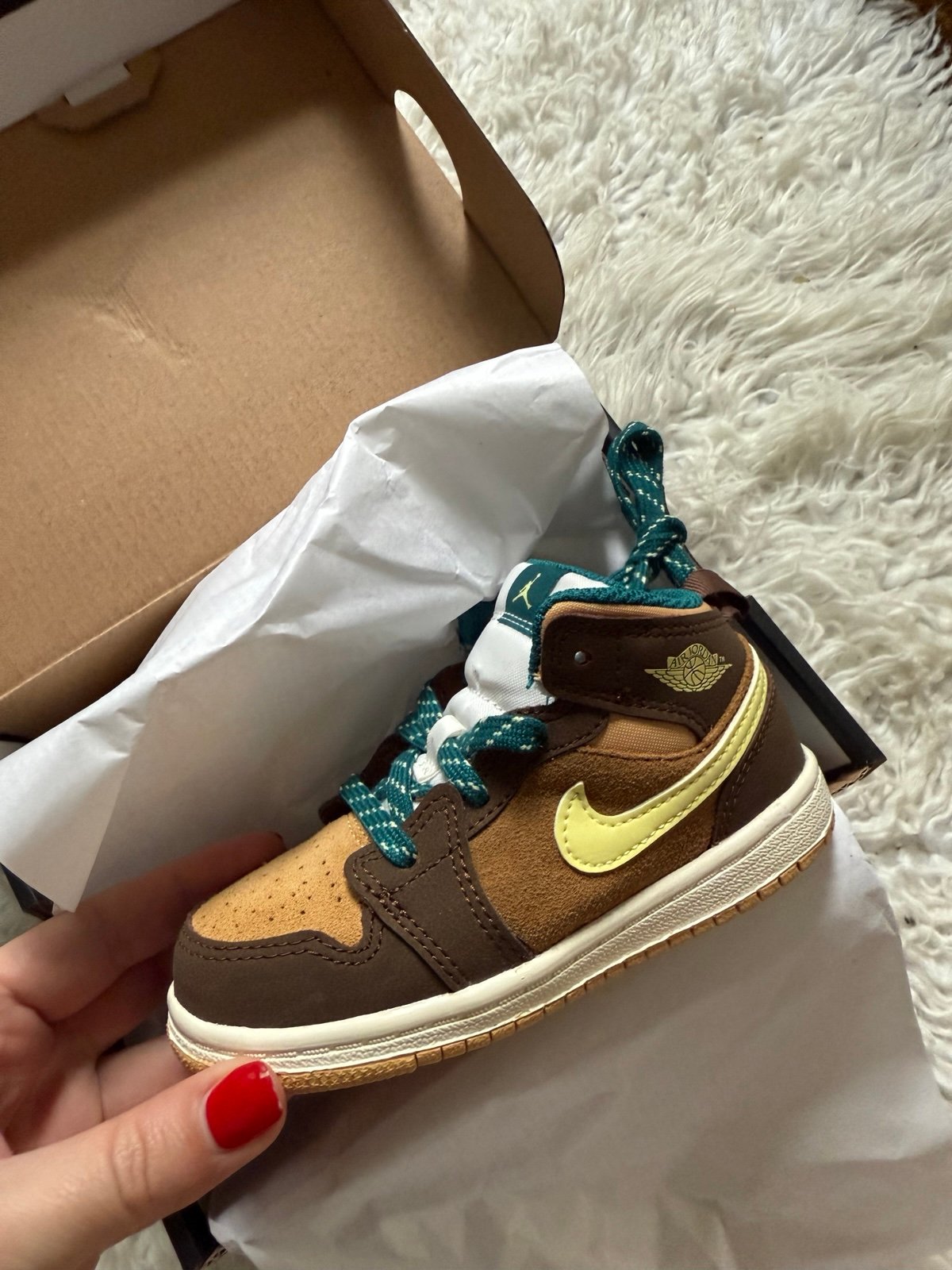 Jordan mids 8c