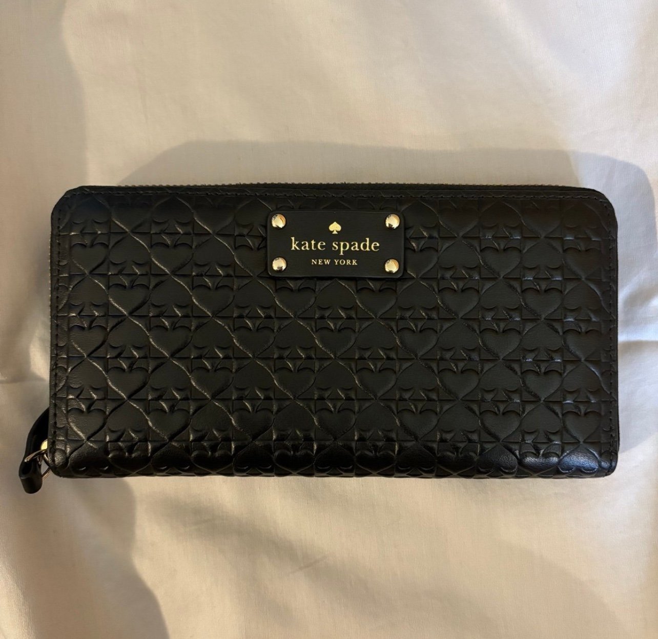 NWOT KATE SPADE Black Accordion Zip Around Wallet with Gold Hardware