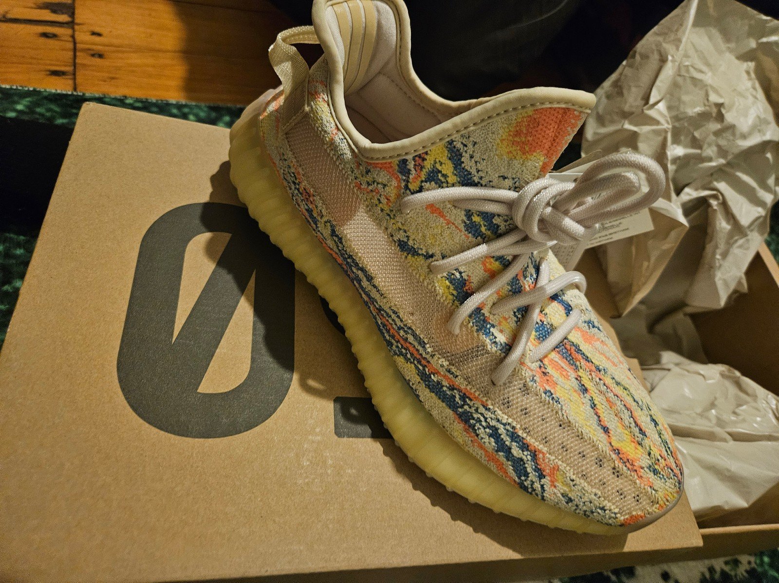 Yeezy 350 v2
