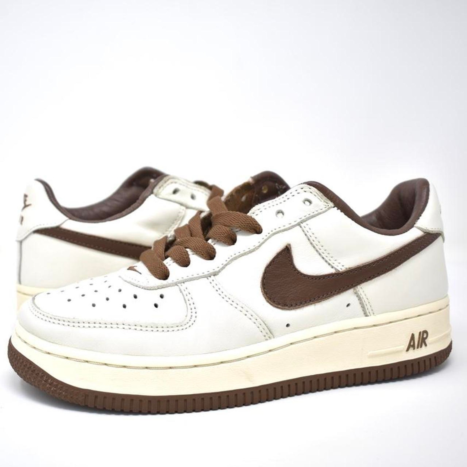 2004 Nike Air Force 1 Low “Mocha Sail”