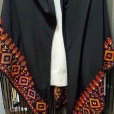 Hand made shoulder scarf