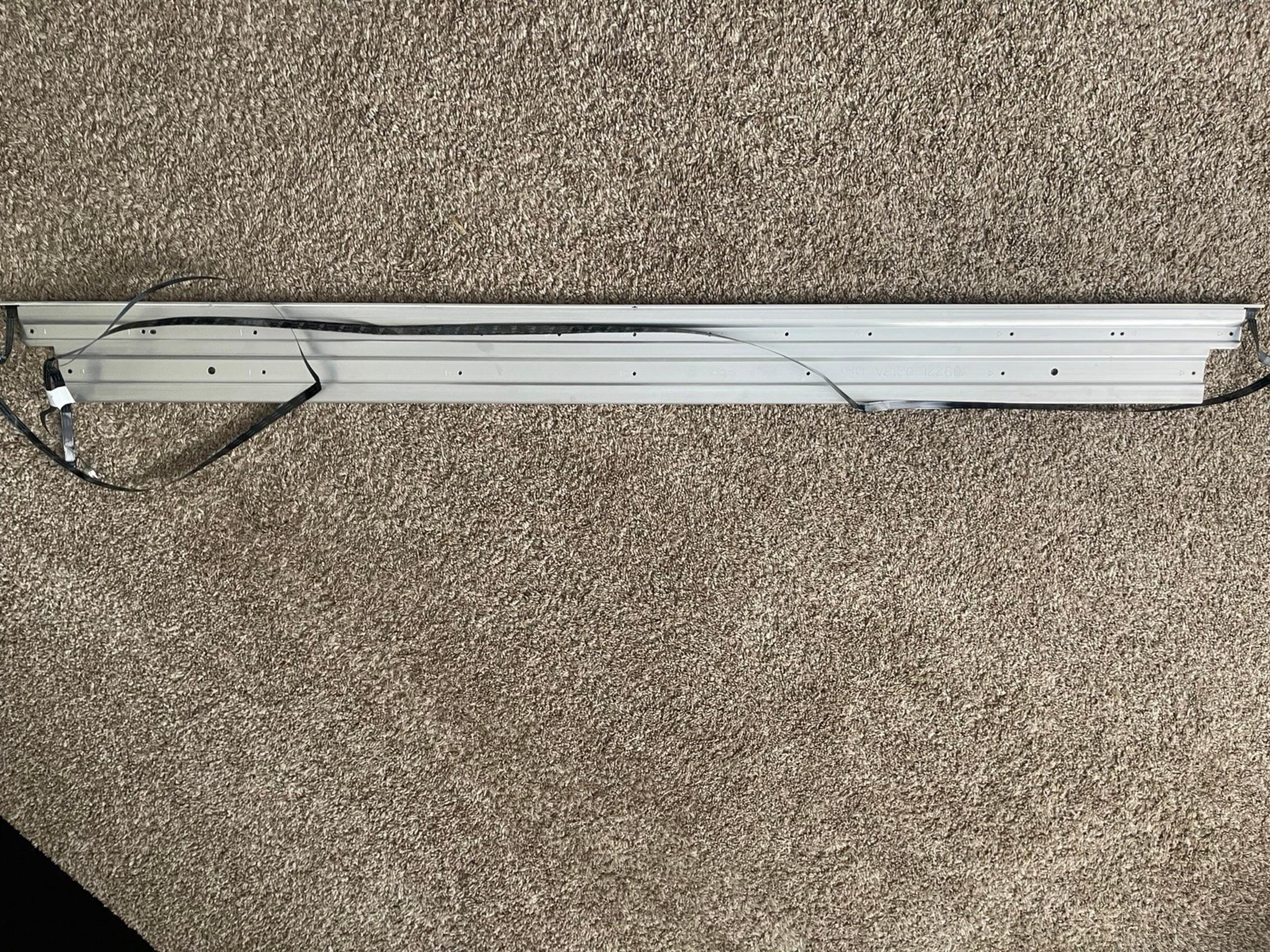 LG 60UJ6540 -UB LED TV LIGHT STRIPS IN METAL CASING with ribbon cable