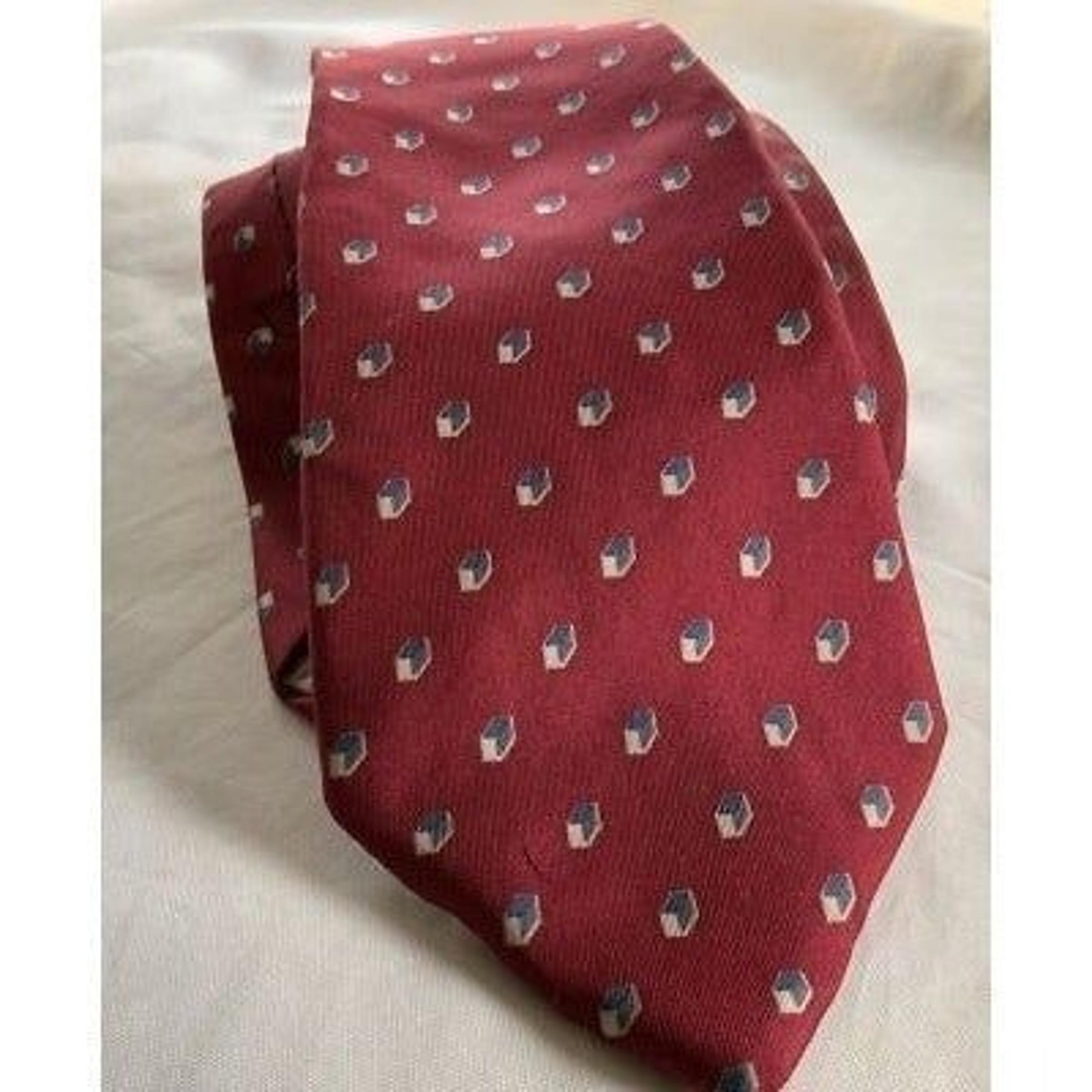 Christian Dior Mens Tie Red Maroon Gray Geometric Silk Luxury Business Necktie