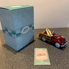 Hallmark Kiddie Car Classics 1939 Gorton Ford Station Wagon Surf Board