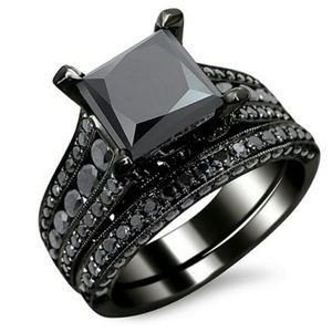 PRINCESS CUT BLACK SAPPHIRE 925 SILVER RING