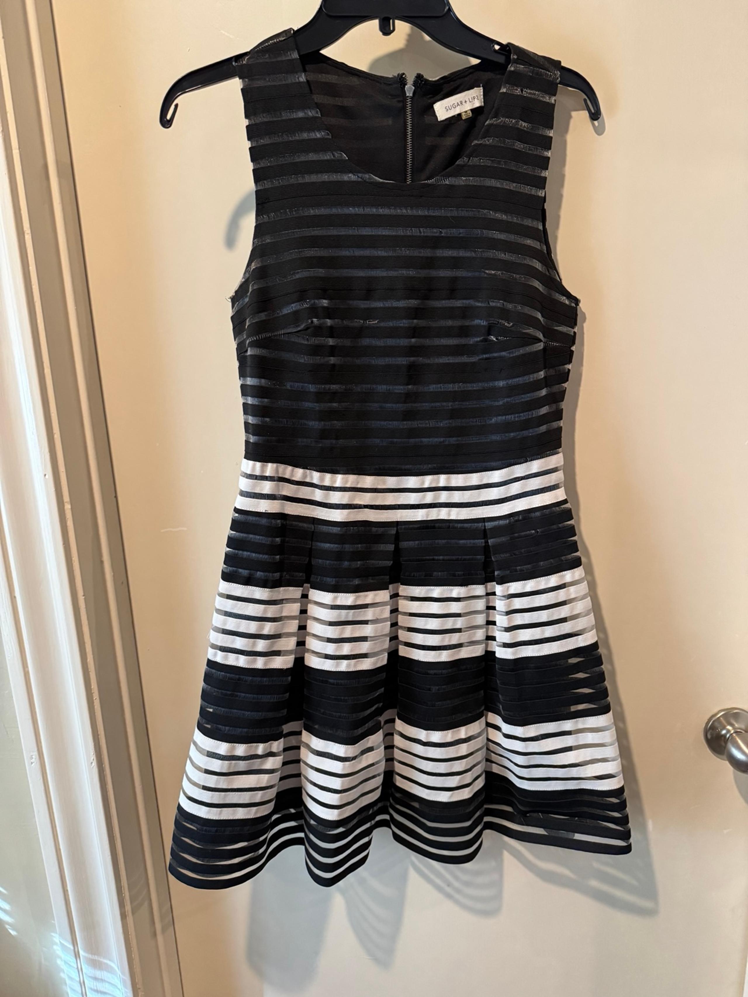 Amazing 70s Inspired Dress