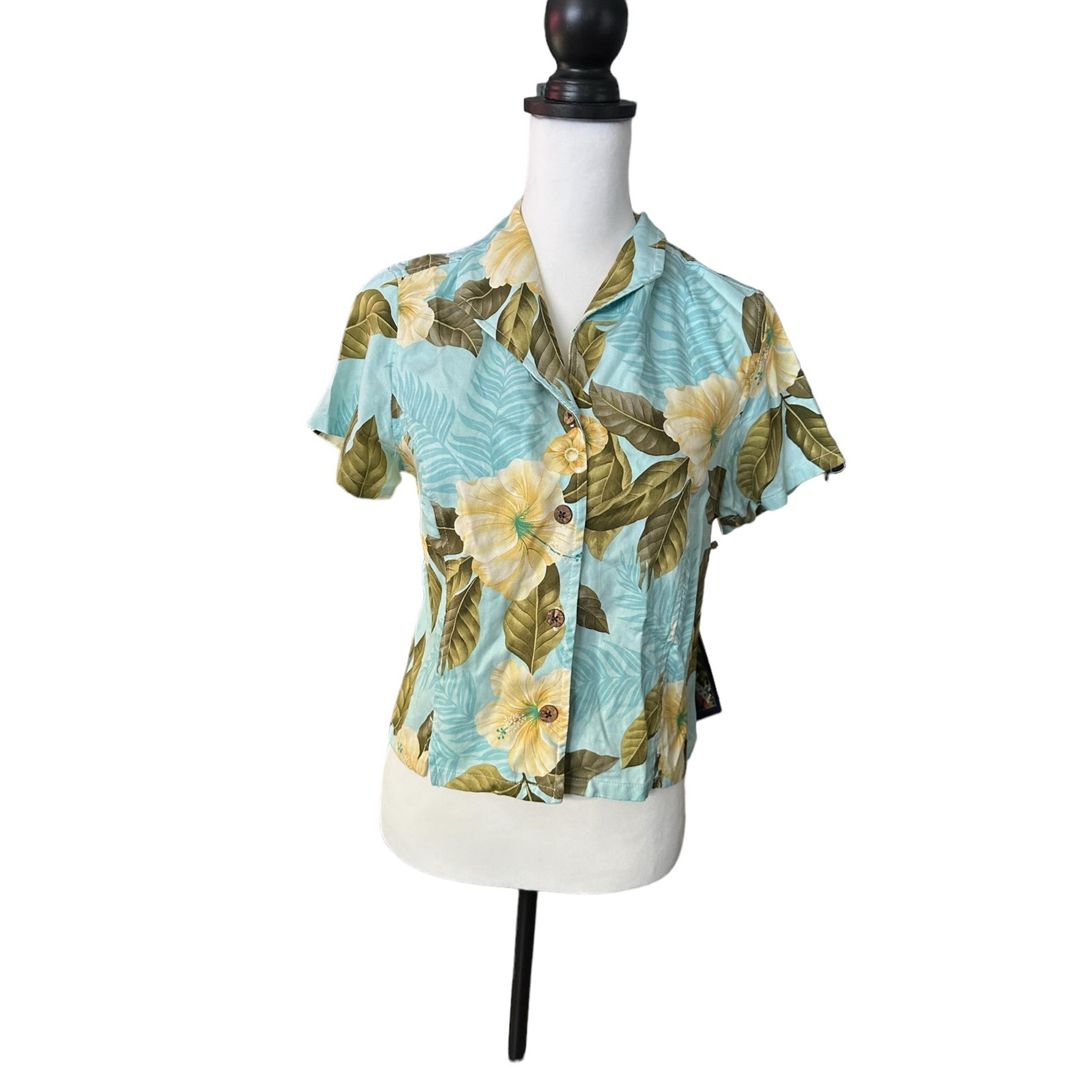 Havana Jack's Cafe Petite Medium Short Sleeve  Button Down