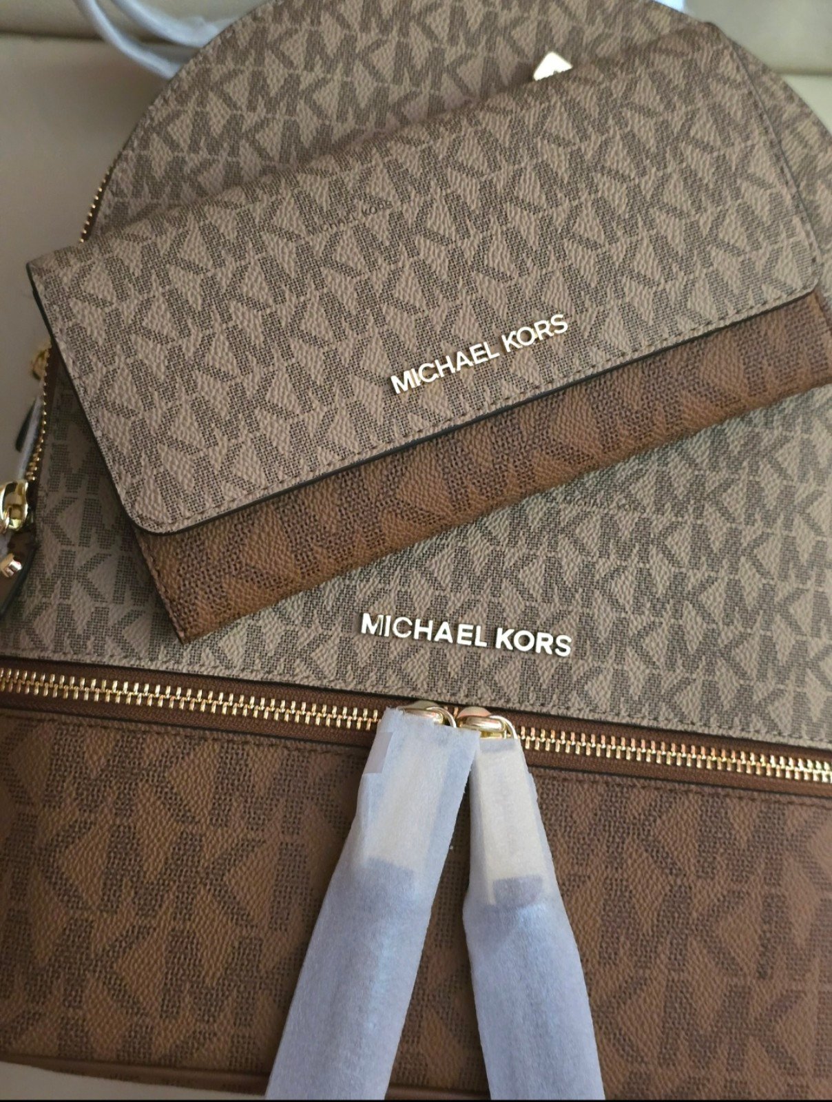 Michael Kors Rhea Medium Color-Block Backpack Camel & Tri-Fold Wallet Bundle
