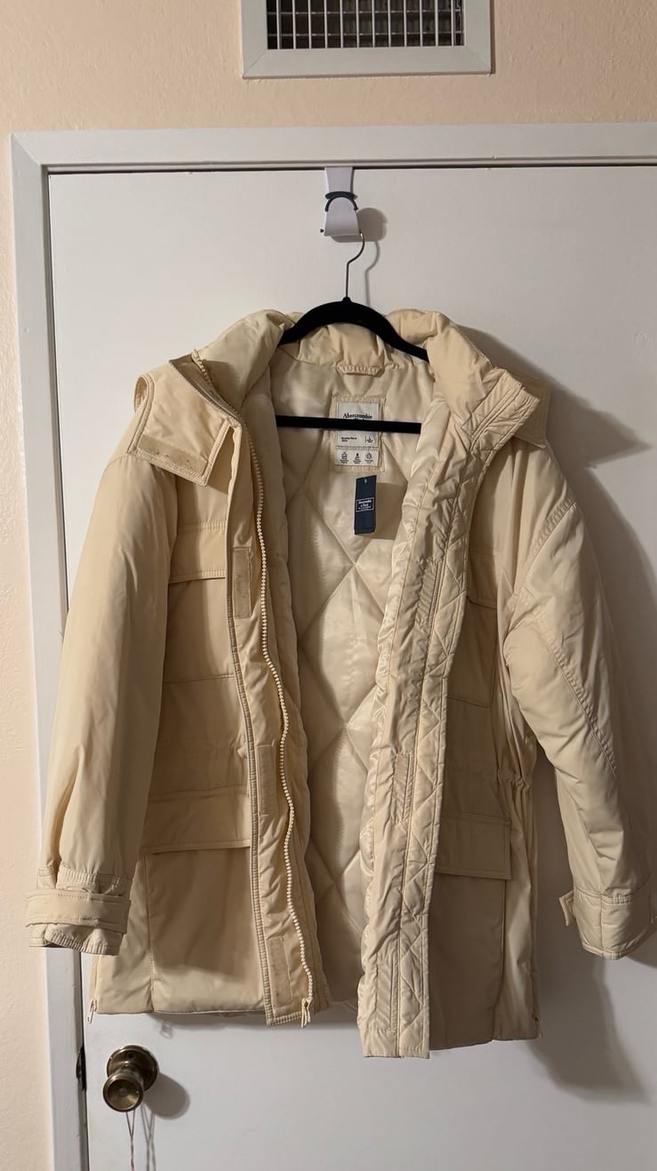 Cream Abercrombie Winter Puffer Coat