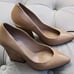 Chloe Beckie Beige Tan Gold Leather Pumps Heels Wedge Womens Shoes 37 7 Italy