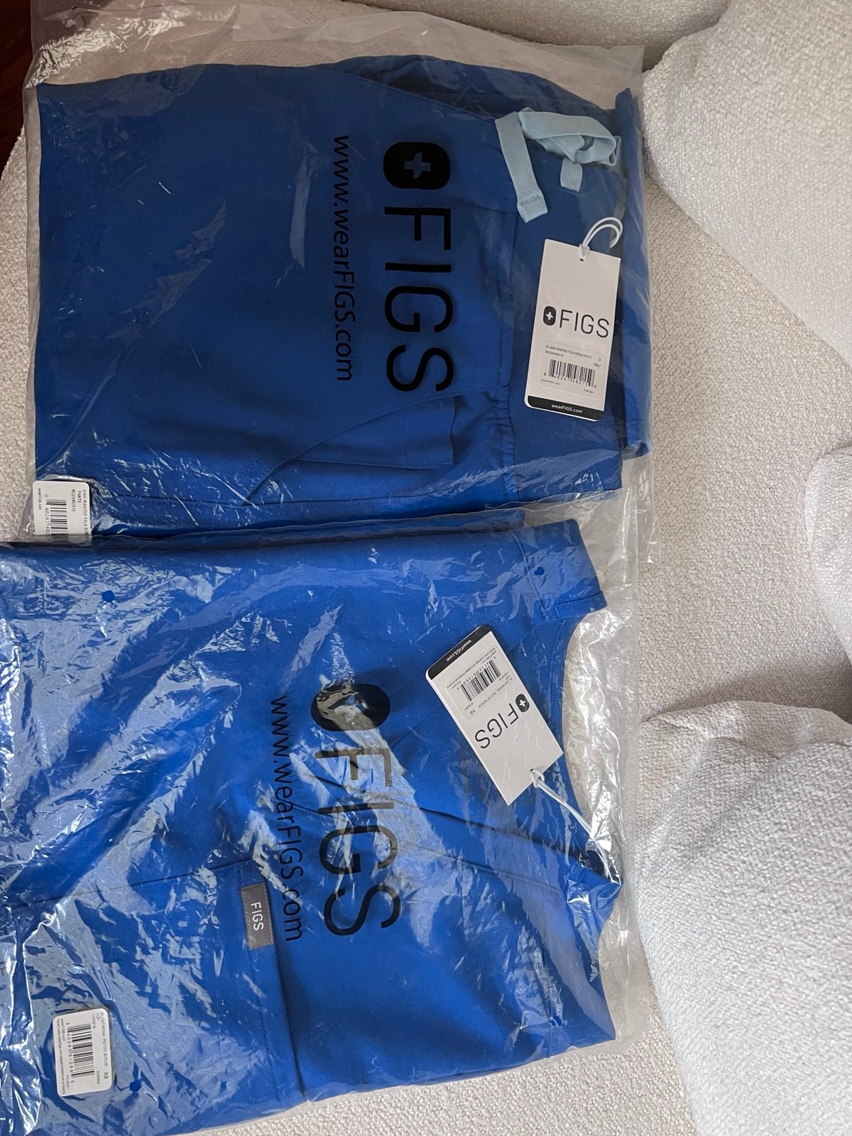 Figs Scrub set