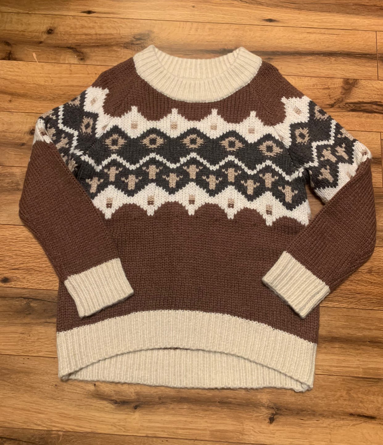 American Eagle sweater