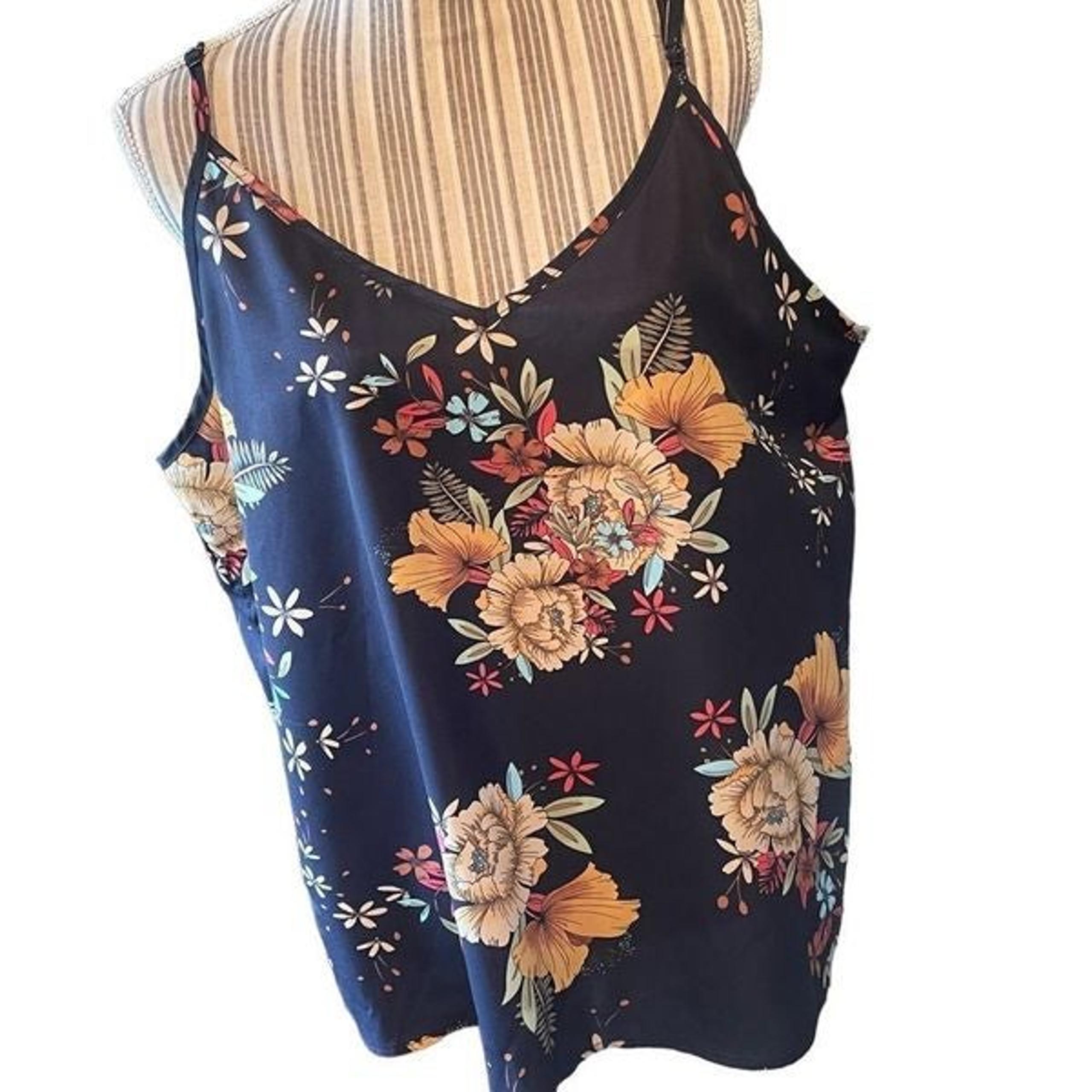 Womens Shein Curve Navy Floral Camisole Size 1XL