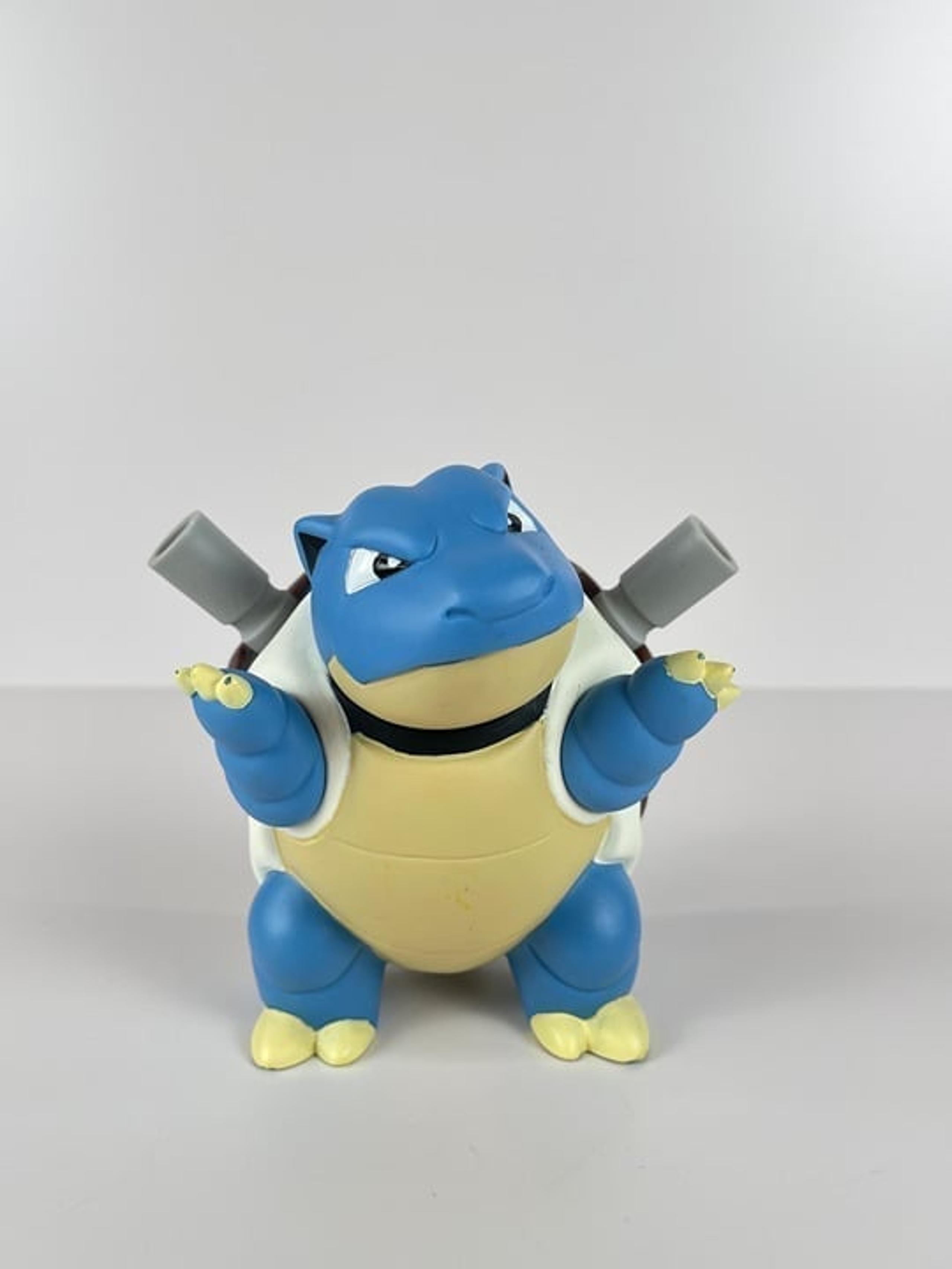 1998 Tomy Pokemon Blastoise Poseable Action Figure
