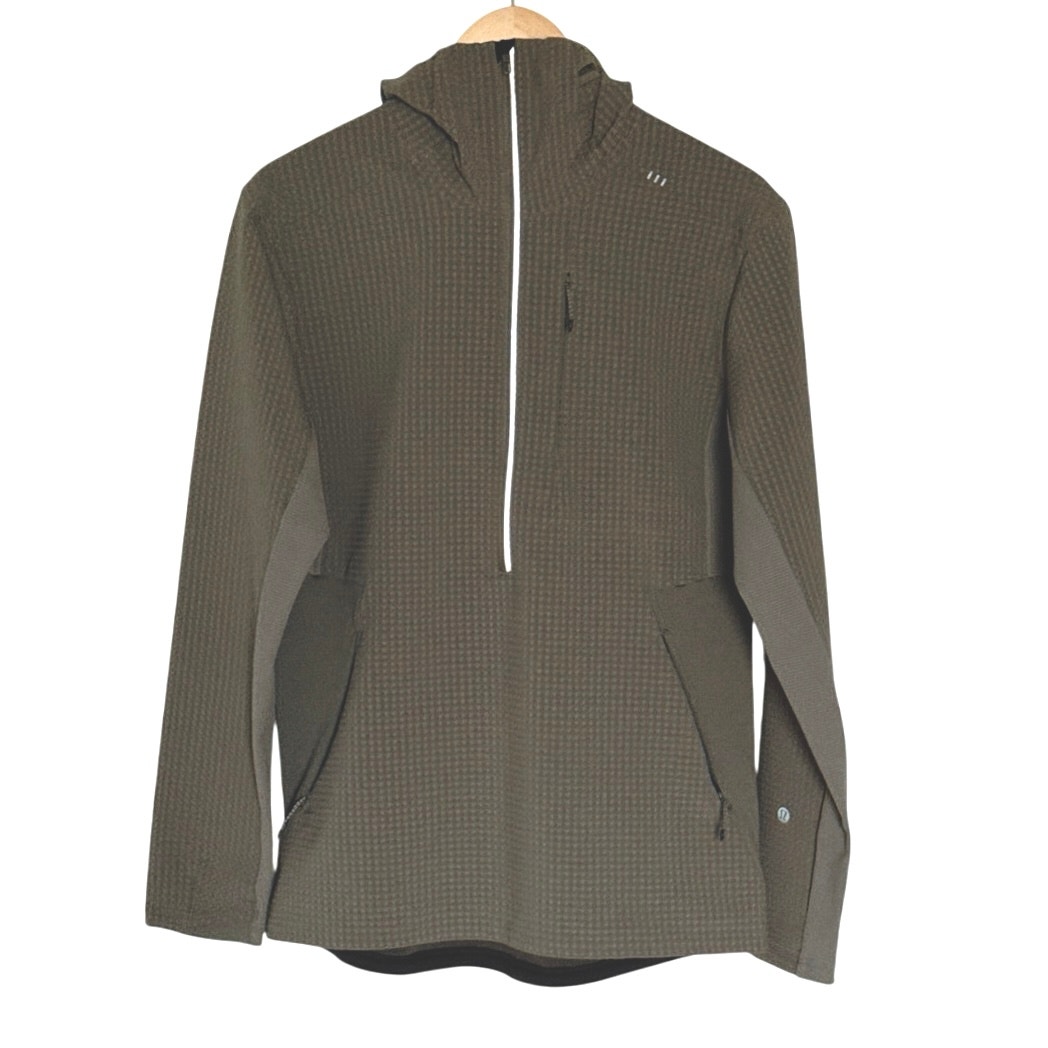 NEW Lululemon Cold Terrain 3/4 Zip Pullover Army Green Size M Running Training