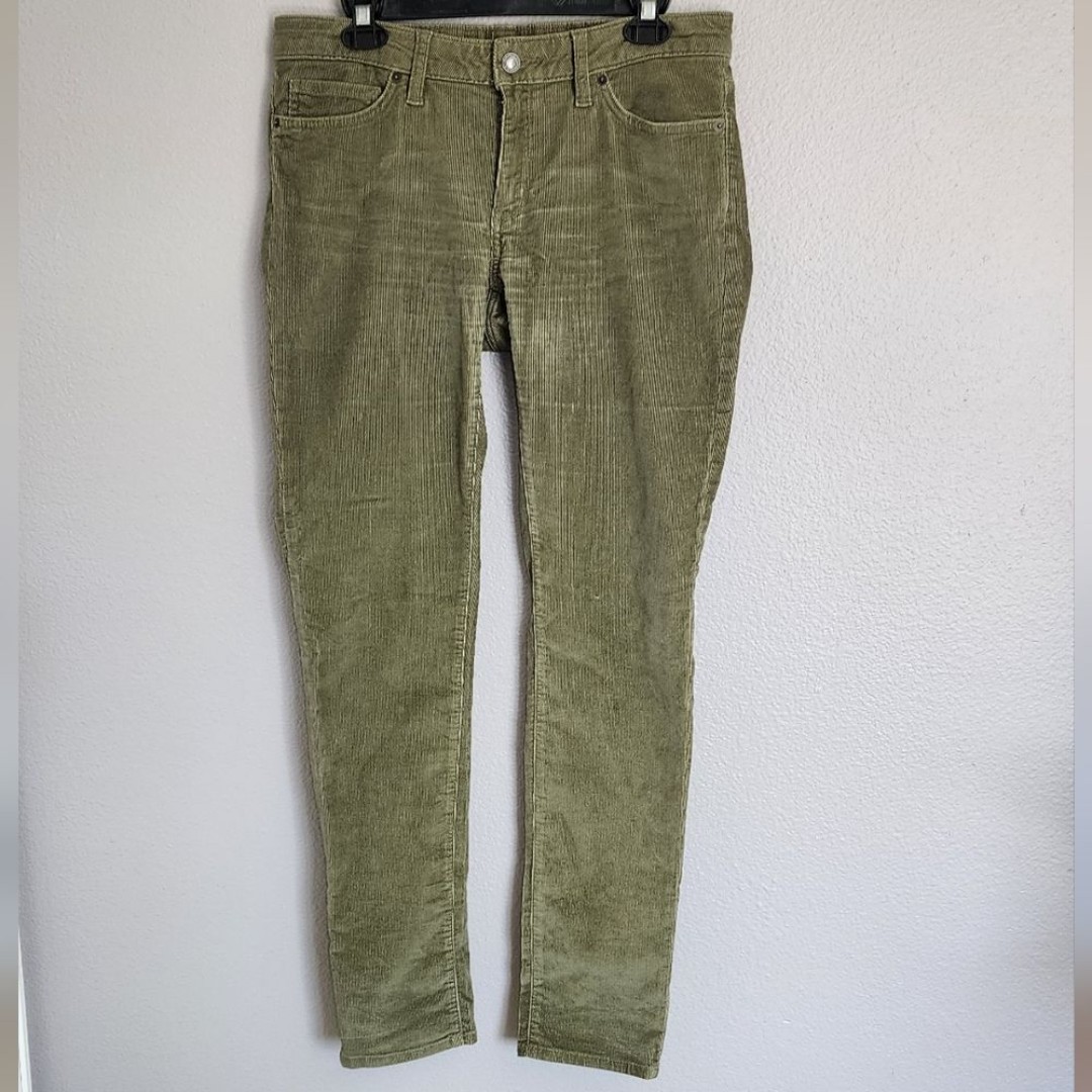 PATAGONIA WOMEN CORDUROY PANTS/ SIZE 30