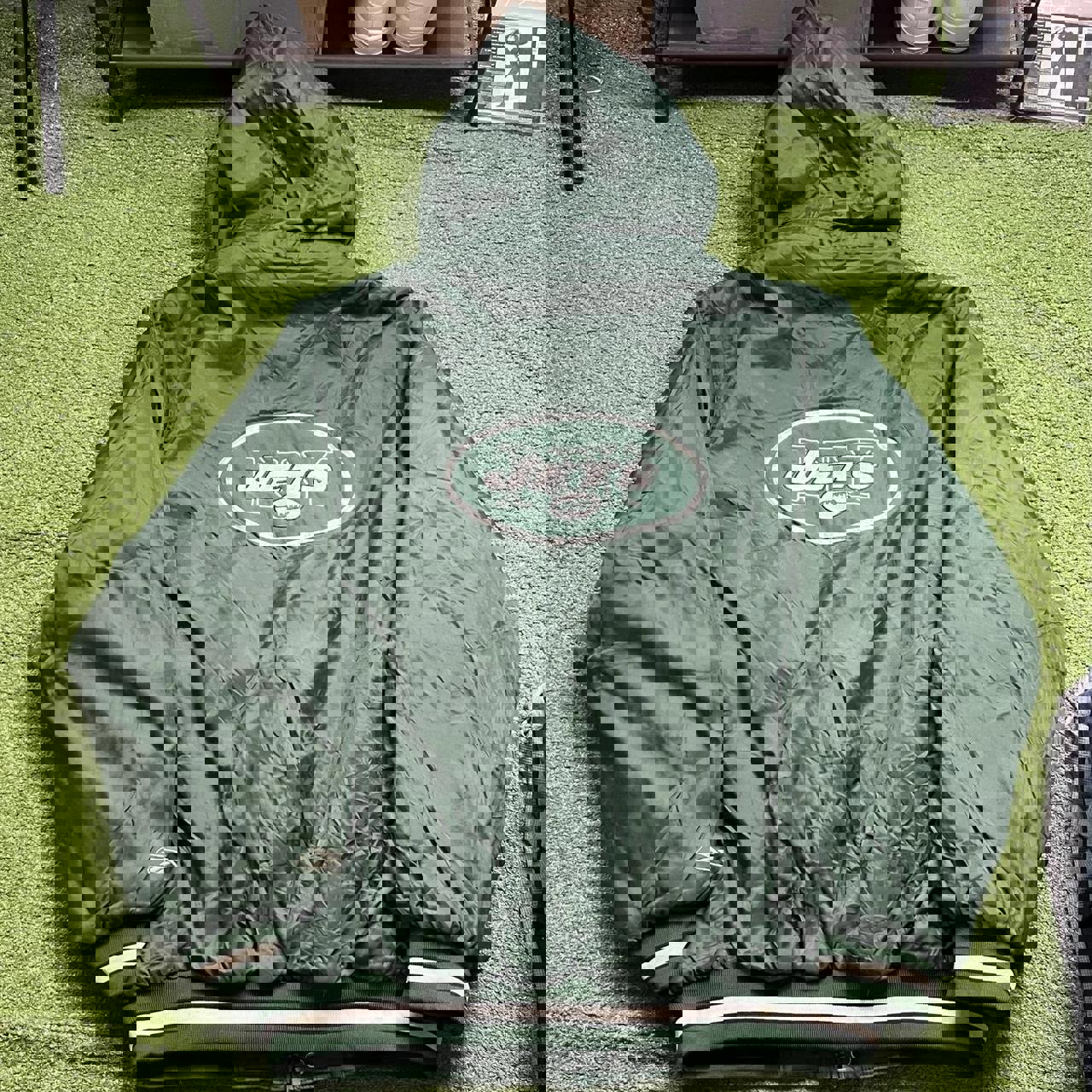 vintage new york jets reebok puffer hooded jacket