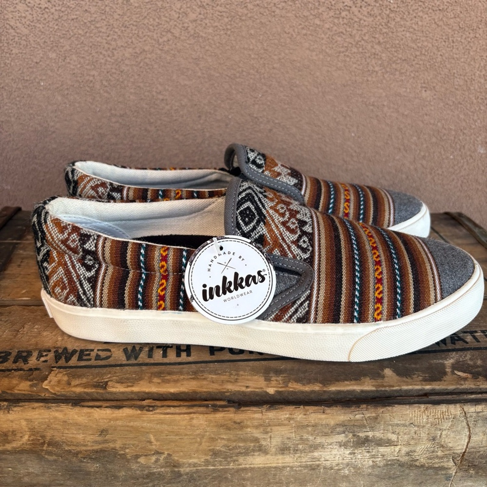 Inkkas NWT London Sky Slip On Canvas Sneaker