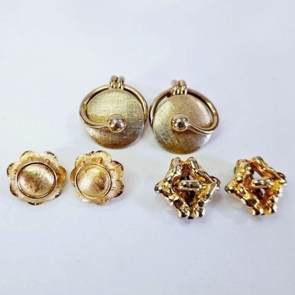 Vintage Lot of Three Sets Signed Gold Tone Clip On Earrings Marvella Monet E 86
