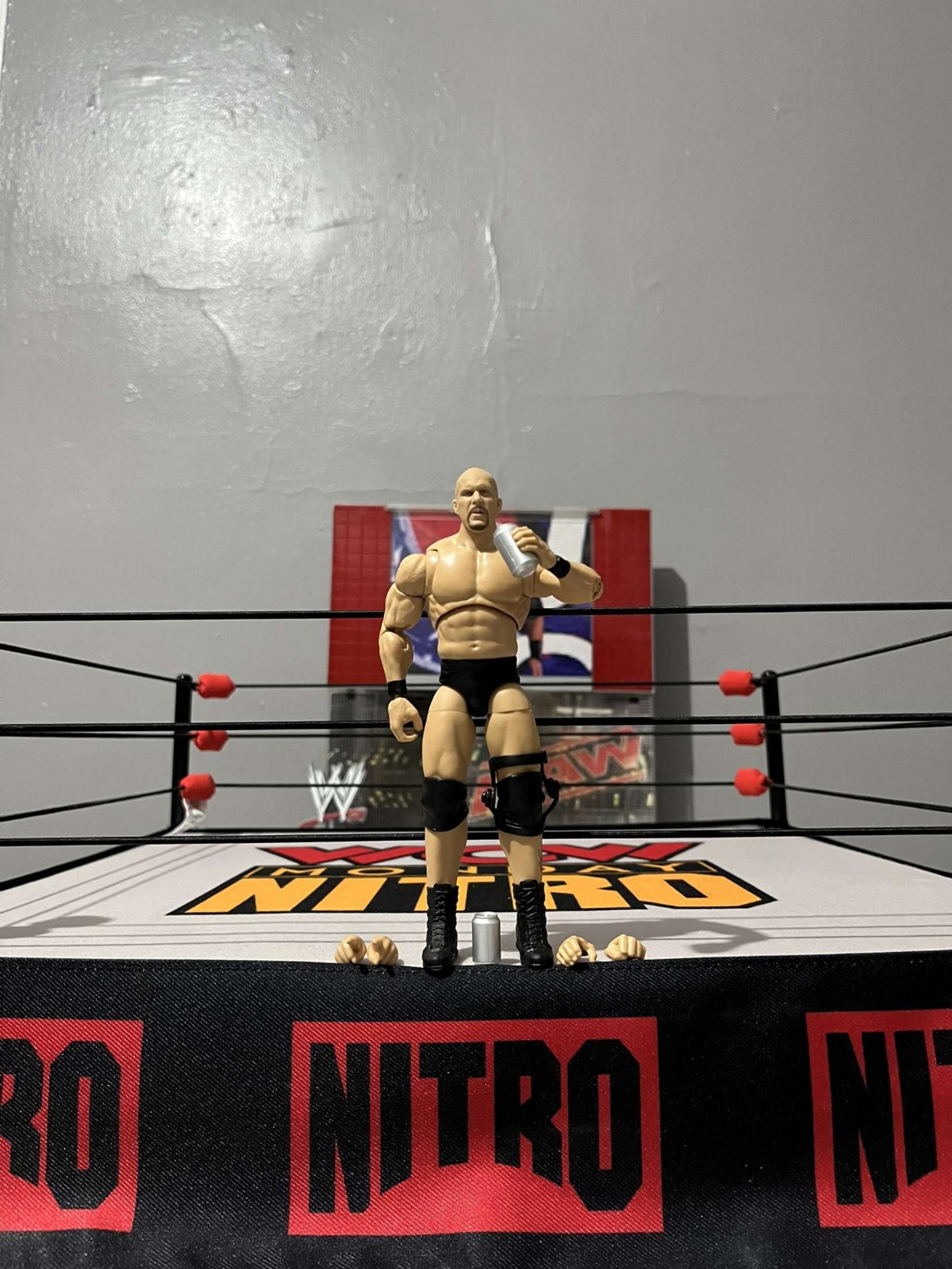 Stone Cold Steve Austin Ultimate Figure