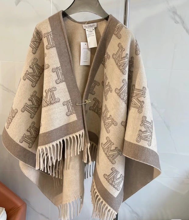 scarf