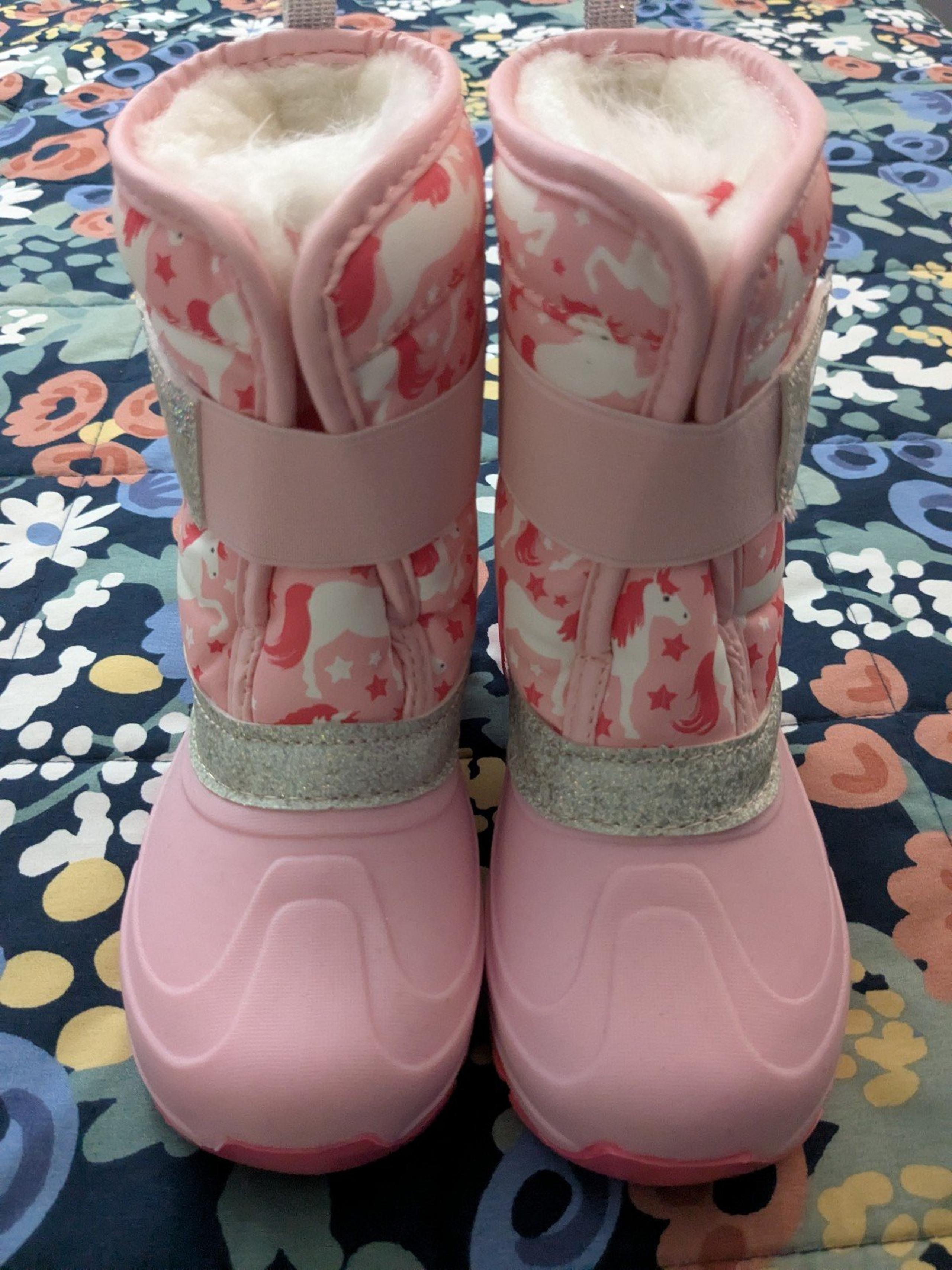 Girl winter boots