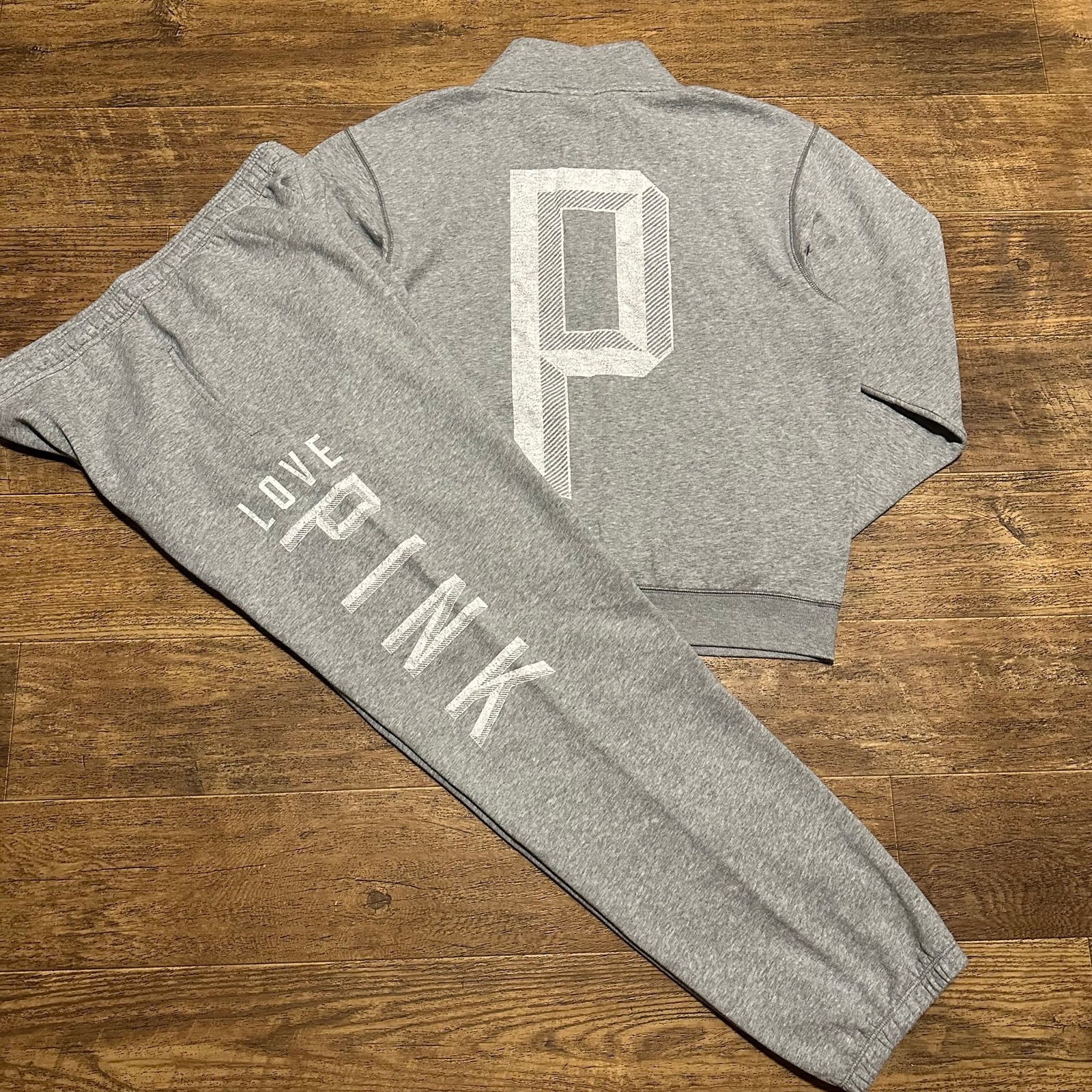 VS PINK VINTAGE CAMPUS PANT & MATCHING QUARTER ZIP SWEATSHIRT