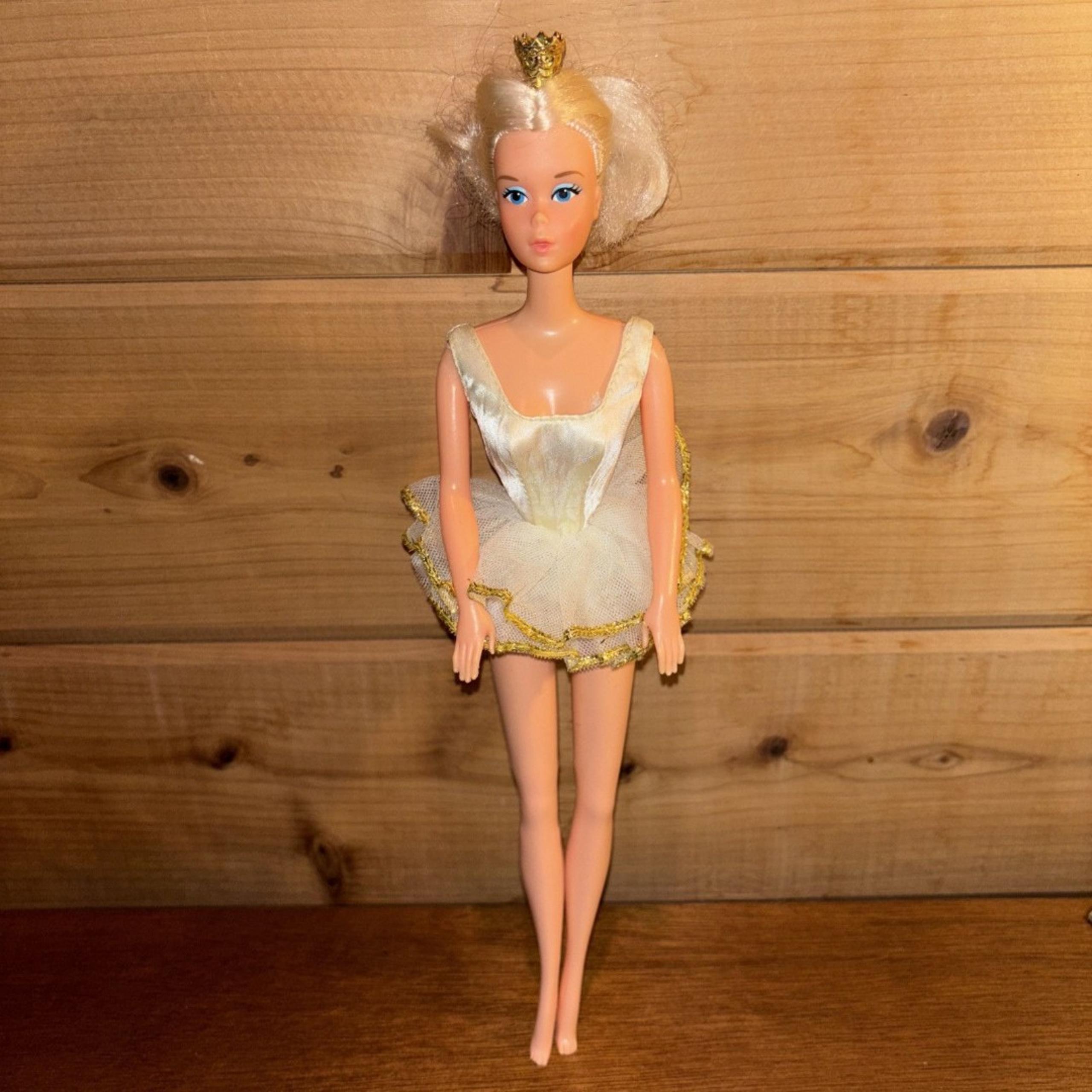Ballerina Barbie Doll 1966 Mattel Legs Bend Click Arms/Hold Crown Tutu VNTG
