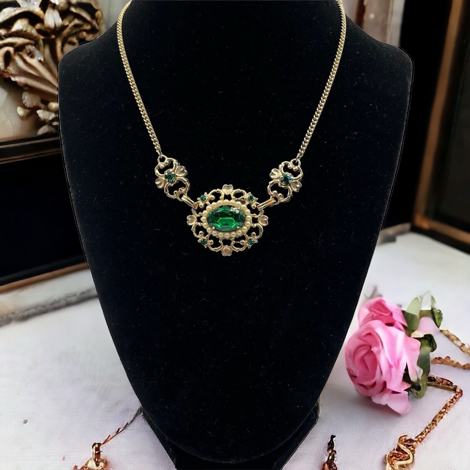 Vintage Austria Czech Victorian Revival Green Faux Pearl Choker Necklace 15”