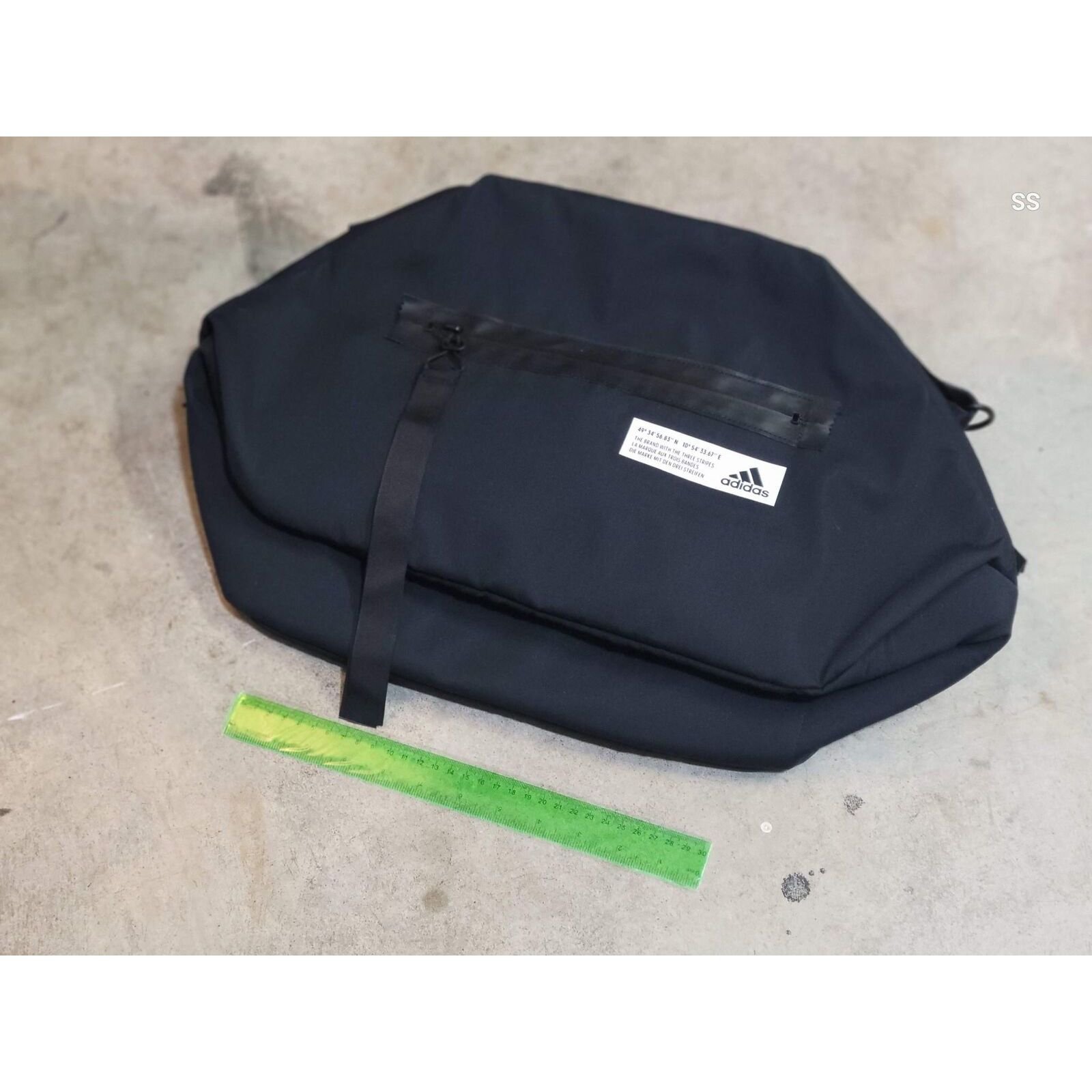 Adidas Outdoor Hiking Trailing Black Waterproof Travel Duffle Bag 16 x12