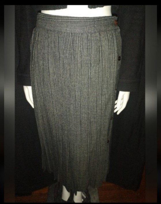 Vintage Plaid Pleated Maxi Skirt